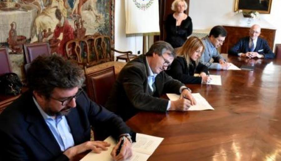 Firmata la convenzione per la sicurezza urbana (foto: Comune di Venezia)